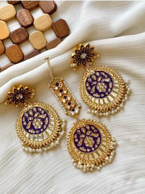 Earing and Tikka Purple